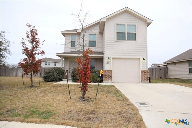 Primary Photo - 2216 Mayfield Ln