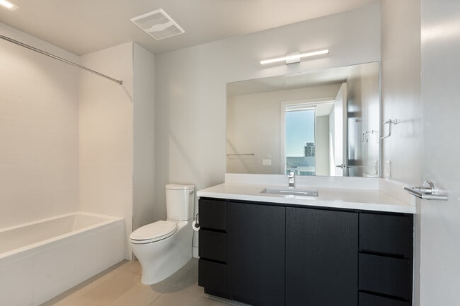 Building Photo - 1388 Kettner Blvd