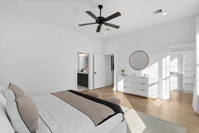 Building Photo - 8707 Ojeman Villas Dr