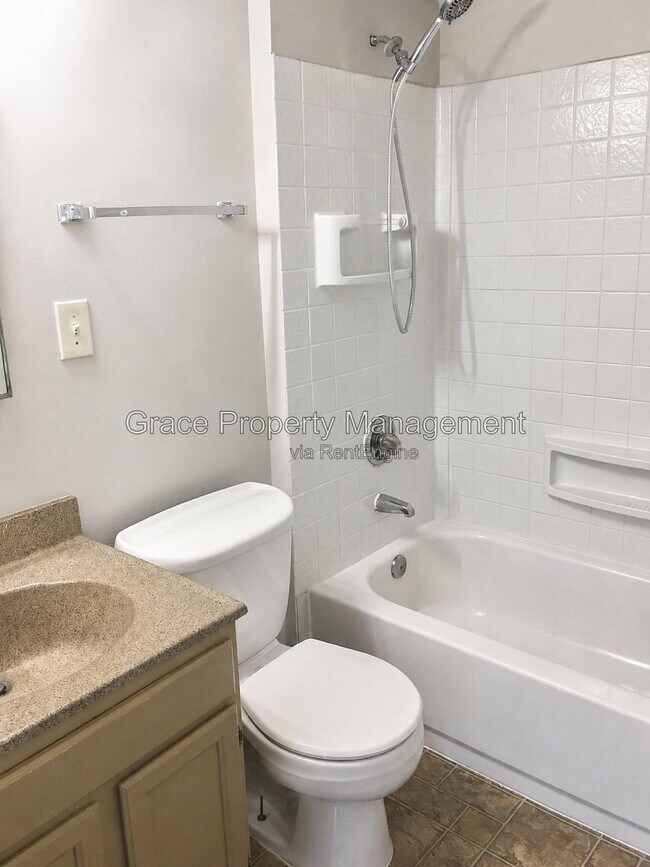 Building Photo - 2900 Eliot Cir