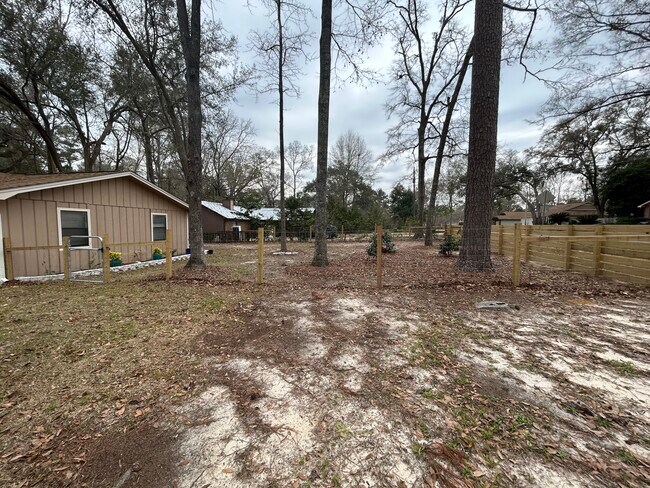 Building Photo - 3326 Lucky Debonair Trail