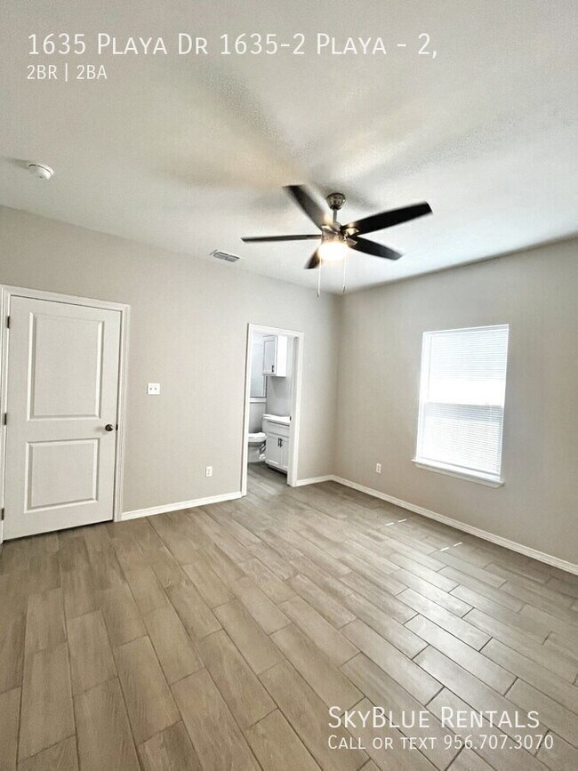Building Photo - 1635 Playa Dr