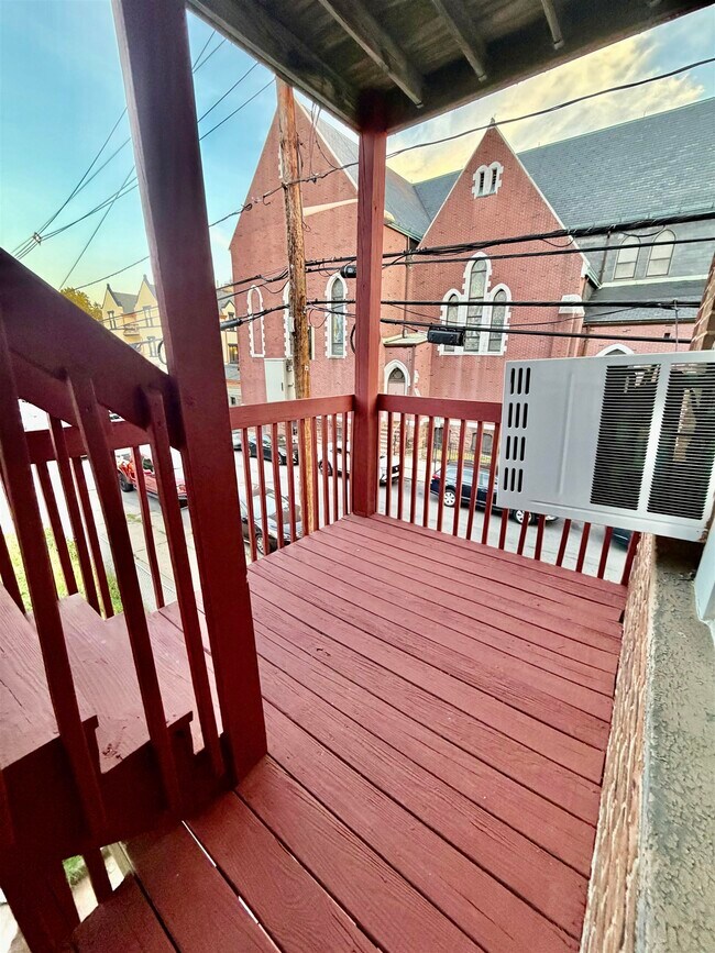 Building Photo - 336 Avenue C