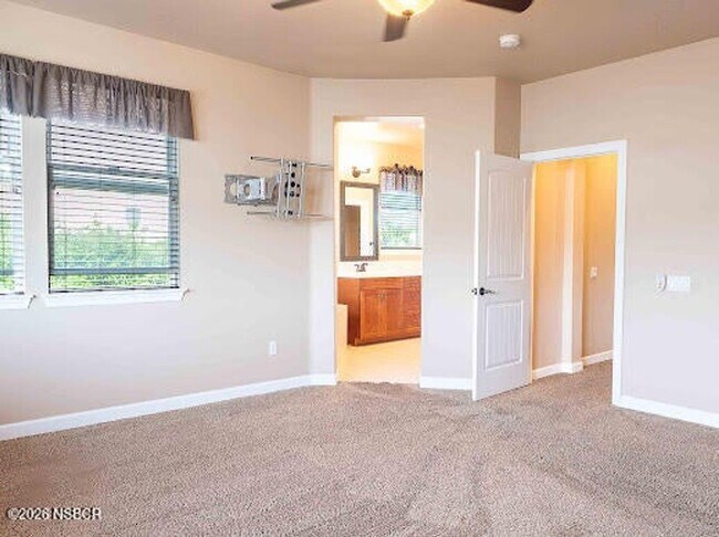 Building Photo - Beautiful Lompoc Home