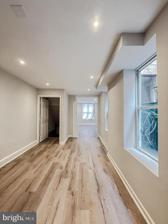 Building Photo - 738 N 38th St