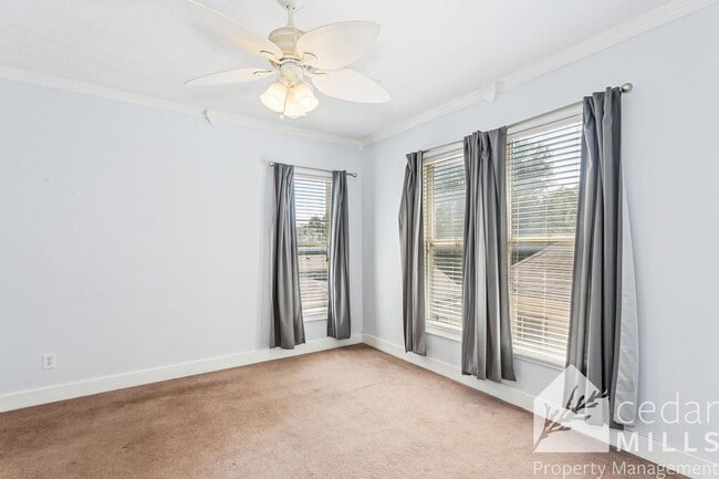 Building Photo - EXTRAORDINARY historic rental opportunity ...