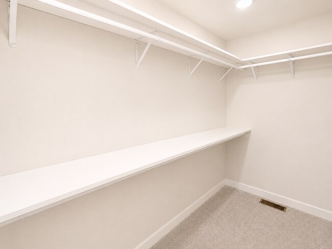 Building Photo - N1016 S Magdalyn Ct