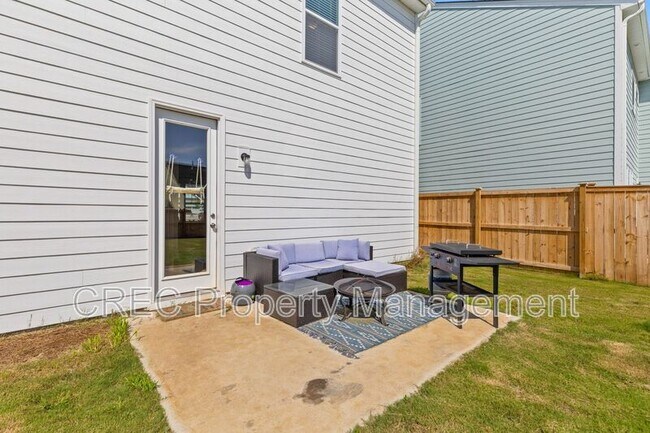 Building Photo - 1223 Homecoming Blvd