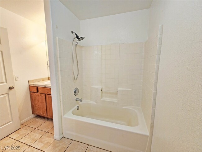 Building Photo - 1951 S Teepee Rd