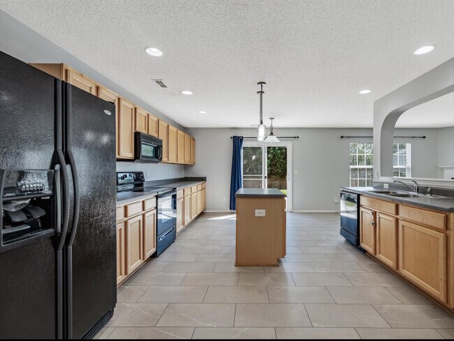Building Photo - 4810 Rockport Dr