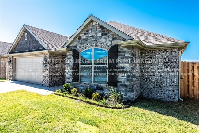 Building Photo - 4505 W Divide Dr