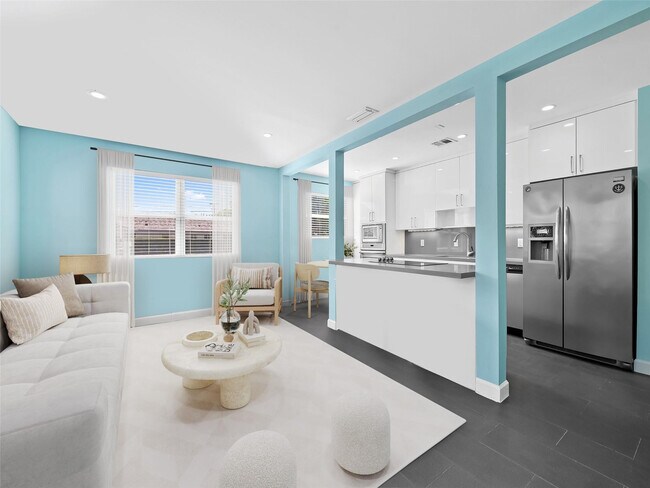 Building Photo - 2591 NE 55th Ct