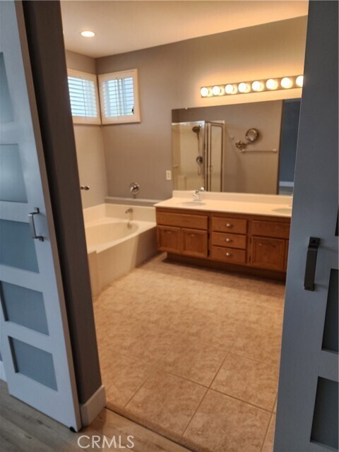 Building Photo - 3410 E Glastonbury Ln