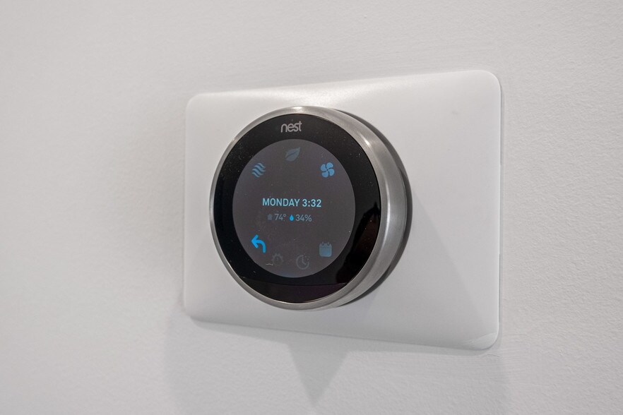 Nest Heating and A/C Thermostat - 1238 S Burnside Ave