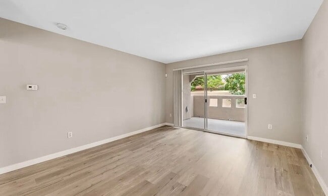 Building Photo - Beautiful First-Floor Summerlin Condo in La Posada – 2 Bed, 2 Bath with Private Patio