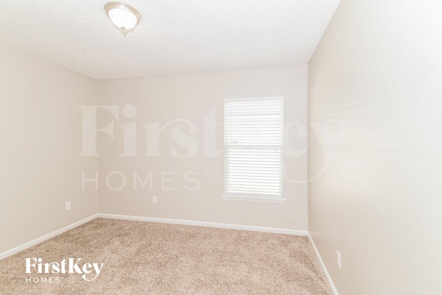 Building Photo - 8370 Watermill Blvd