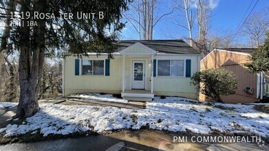 Building Photo - 2 Bed / 1 Bath Basement Duplex Unit (Avail...