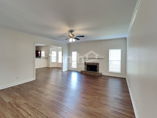 Building Photo - 3063 Romain Trail