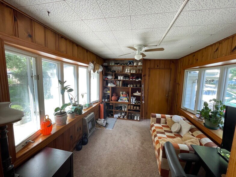 Building Photo - 4132 Edgewood St