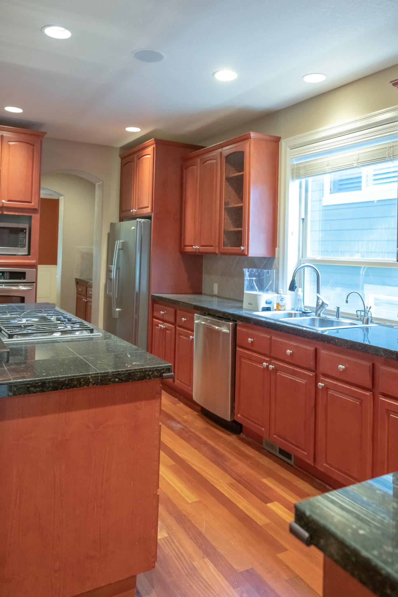 Building Photo - 15550 SW Cynthia Ln