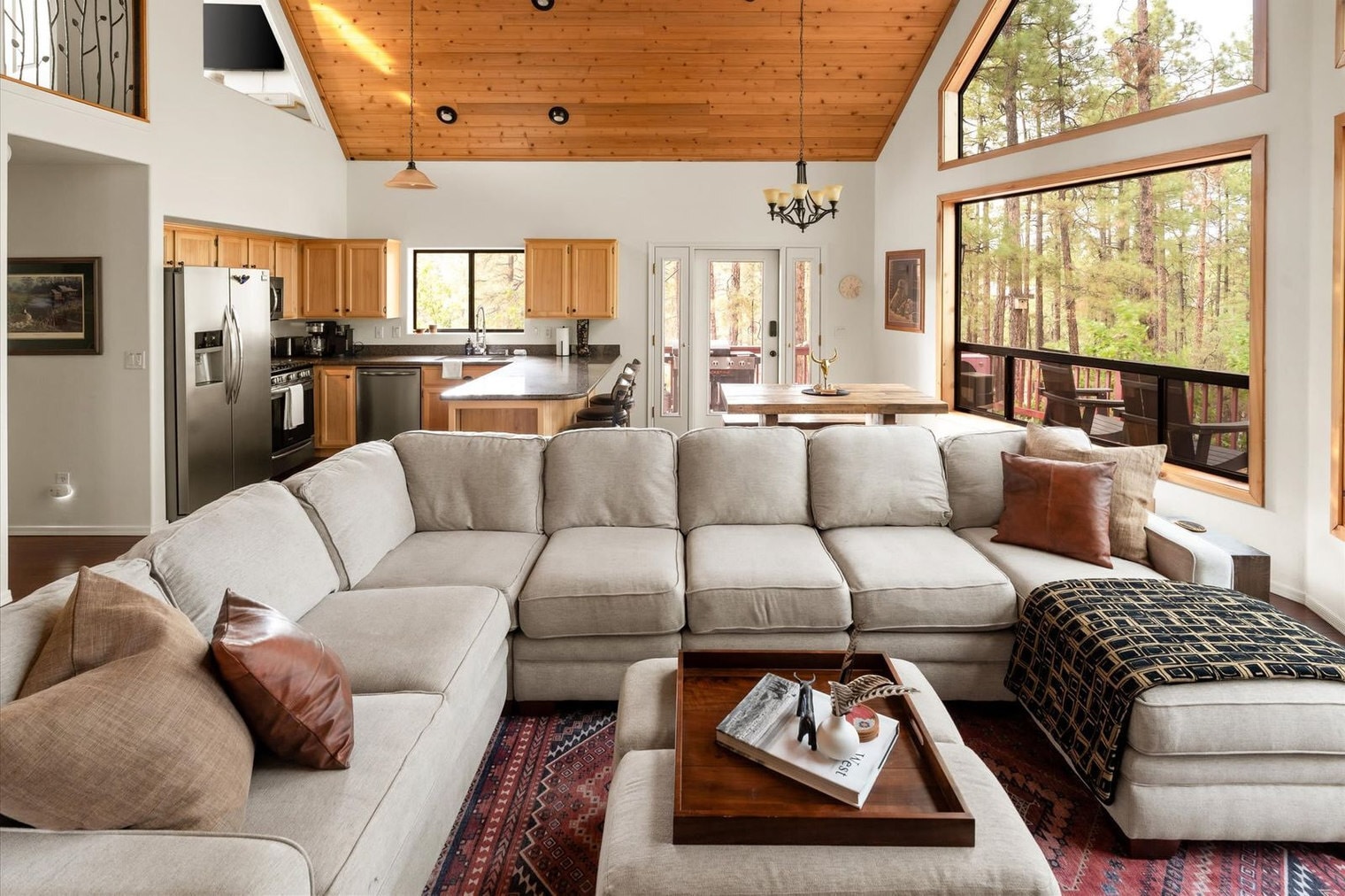 Building Photo - 2373 W Mountain Laurel Rd