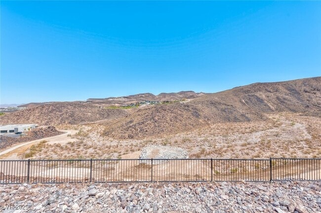 Building Photo - 702 Blackrock Rim Dr