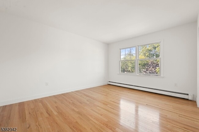 Building Photo - 59 Burnet Ave