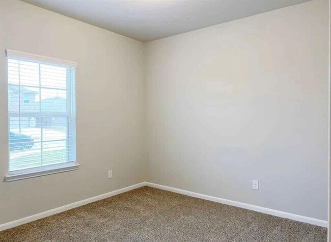Building Photo - 29602 Juniper Ct