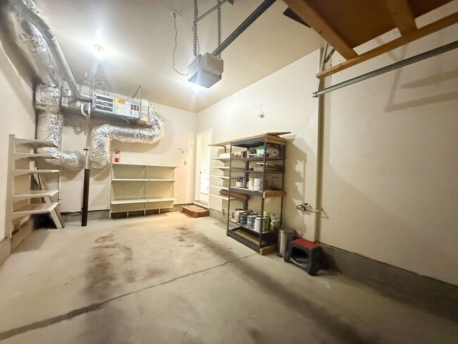 Building Photo - Updated Craftsman on Corner Lot in Aloha~ ...