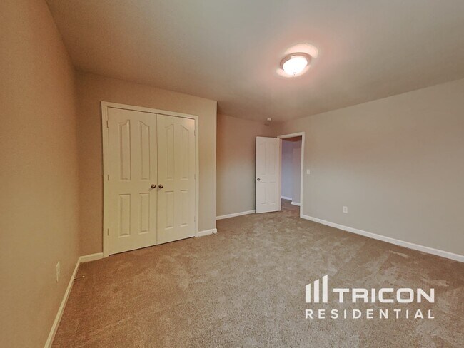 Building Photo - 314 Botanical Ct