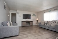 Building Photo - Richmond Hill