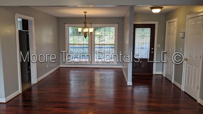 Building Photo - 4 Bed & 3,000 sqft in Middleton Place