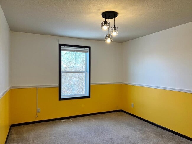 Building Photo - 5000 Merrimac Lane North