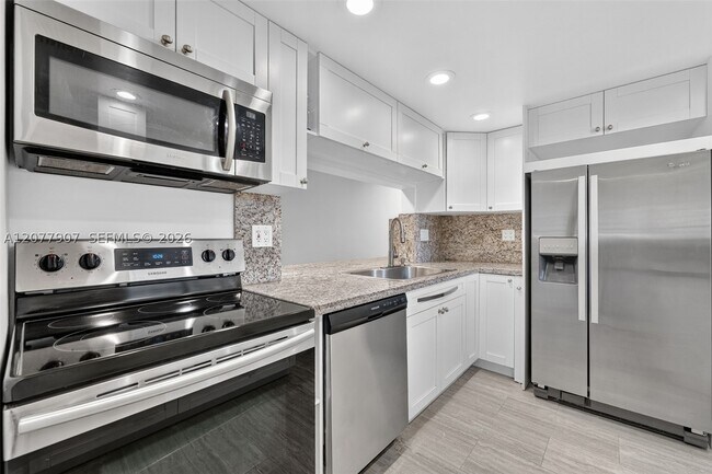 Building Photo - 8415 SW 107th Ave
