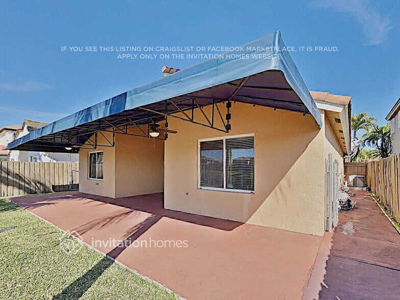 Building Photo - 16274 SW 68th Terrace