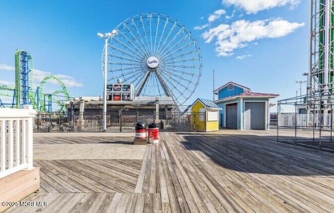 Building Photo - 62-64 Sherman Ave