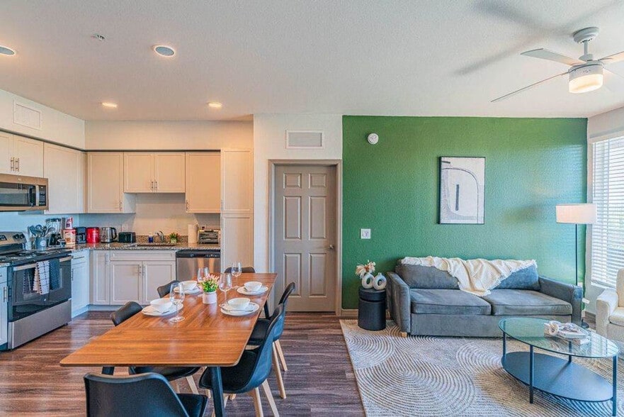 Building Photo - 9600 W Georgia Ave