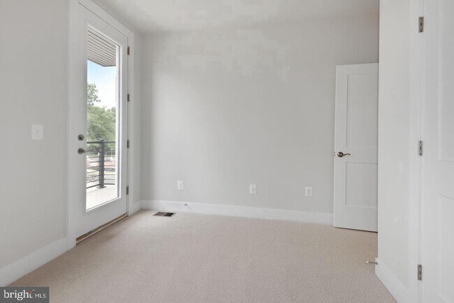Building Photo - 1626 Bandit Loop