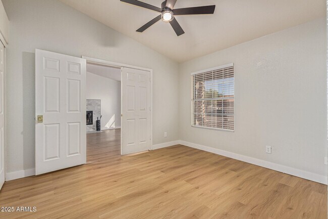 Building Photo - 5340 W Oraibi Dr
