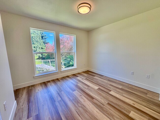 Building Photo - 1ST MONTHS RENT FREE! New Construction, Beautiful, Townhomes! 2 & 3 BEDRM UNITS AVAILABLE