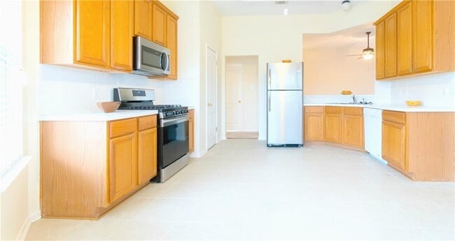 Building Photo - 11214 Amaranth Ln