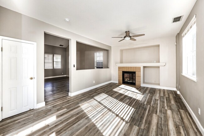 Building Photo - 1093 Mayport Dr