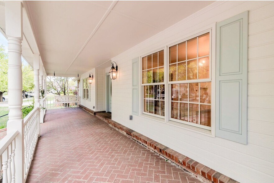 Building Photo - 952 N 400 E