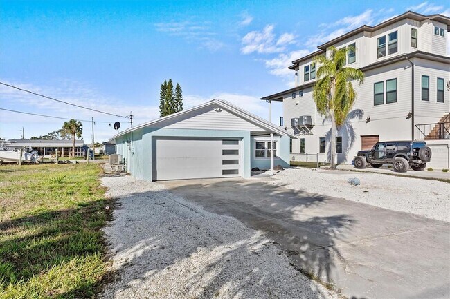Building Photo - 13821 Judy Ave