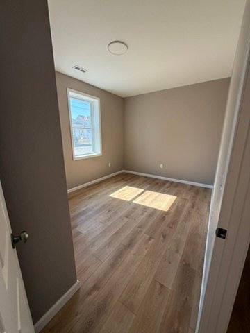 Building Photo - 213 N East St