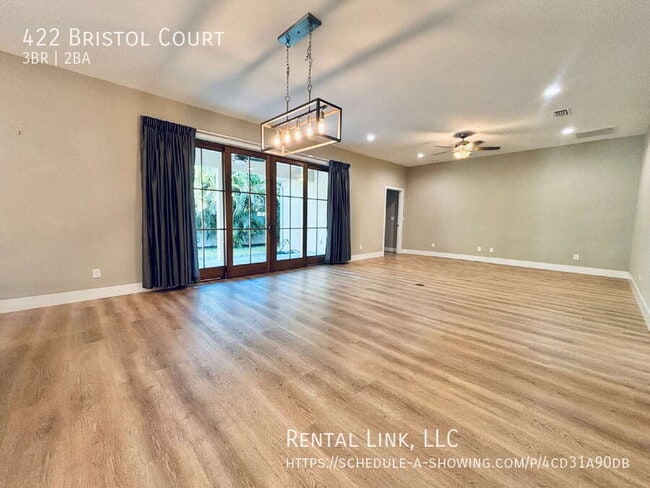 Building Photo - 422 Bristol Ct