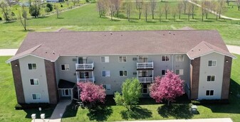 Building Photo - The Meadows Apartments