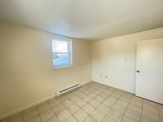 Building Photo - 181 Loudon Rd