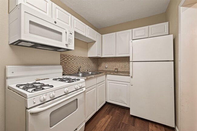 Building Photo - 1402 Munger St