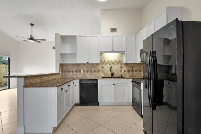 Building Photo - 7870 Blackwood Ln